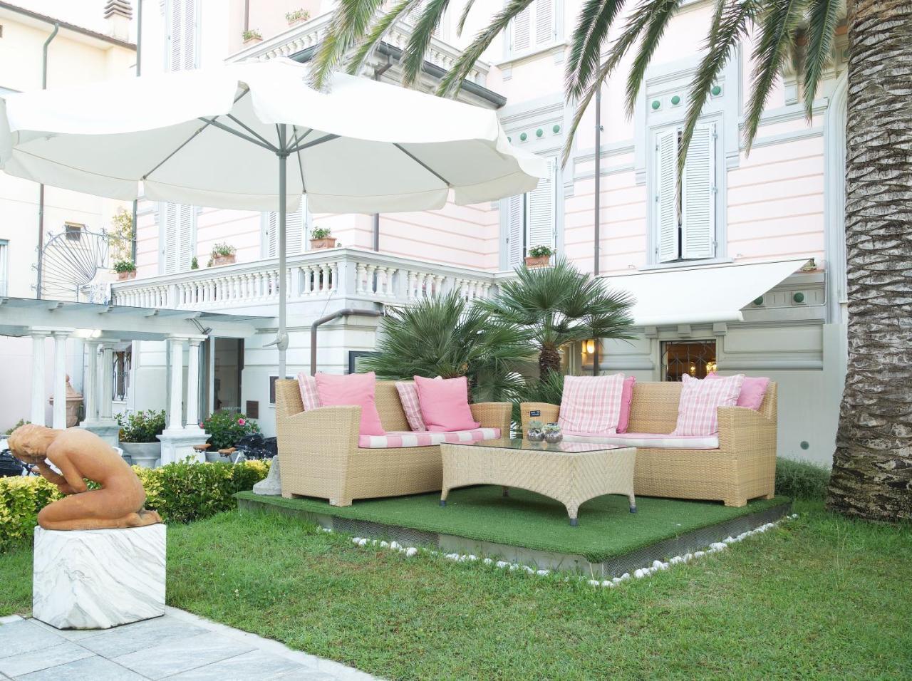 Hotel Europa Lido di Camaiore Exterior photo